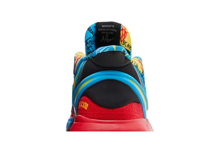 Кроссовки Nike Kyrie 8 GO SE GS 'Black Blue Tour Yellow'
