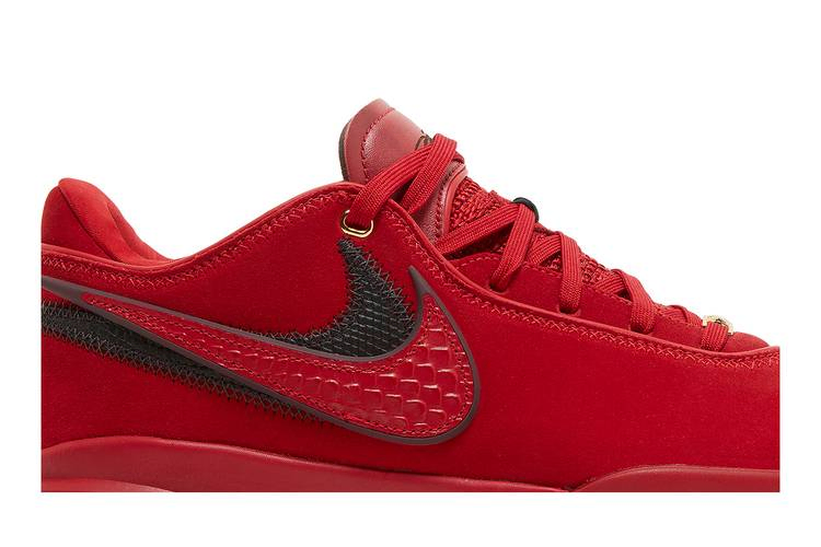 Кроссовки Liverpool F.C. x Nike LeBron 20