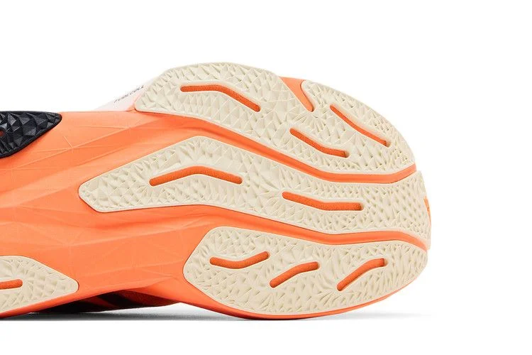 Кроссовки New Balance Wmns FuelCell Rebel v4 'Hot Mango'