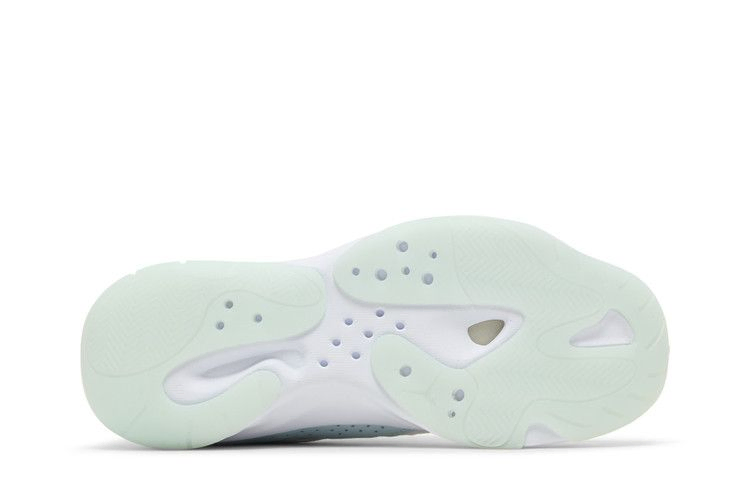 Кроссовки Wmns Air Jordan 11 CMFT Low 'Igloo'