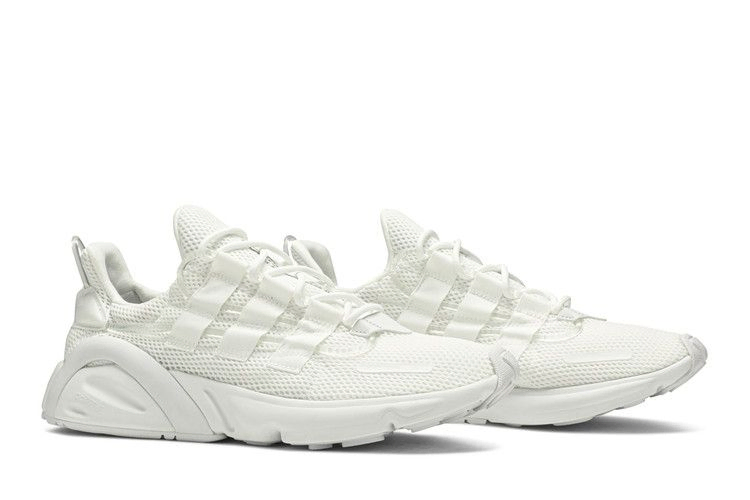 lxcon-triple-white-ee5899_07