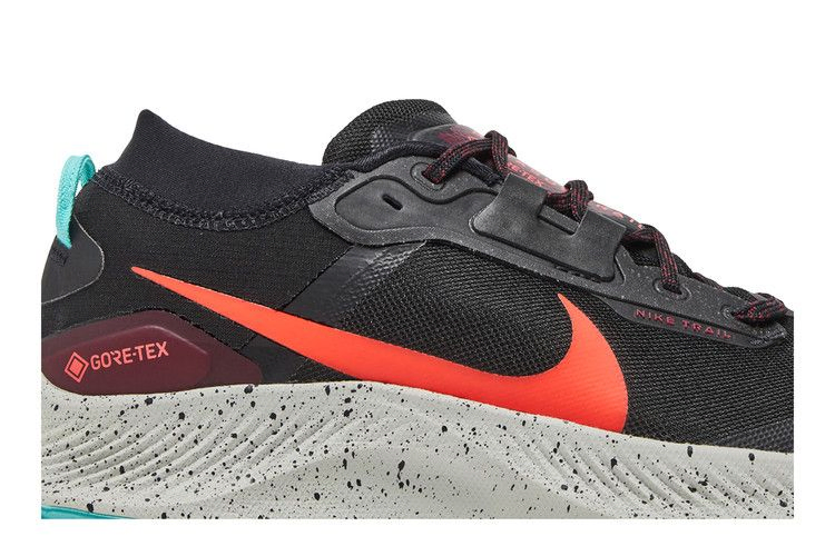 Кроссовки Nike Pegasus Trail 3 GTX 'Black Bright Crimson'