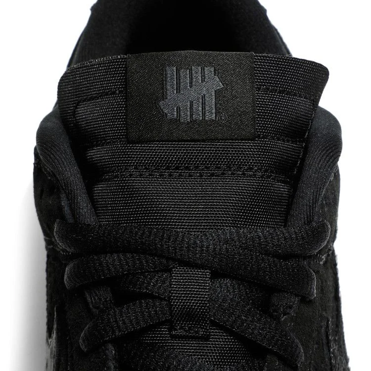 Krossovki-Undefeated-x-Nike-Dunk-Low-Dunk-vs-AF1-8
