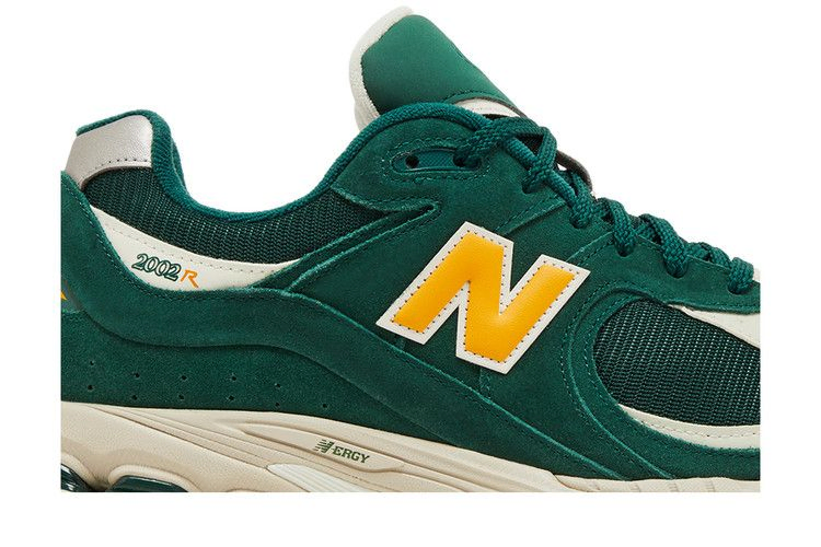 Кроссовки New Balance 2002R 'Green' ASOS Exclusive