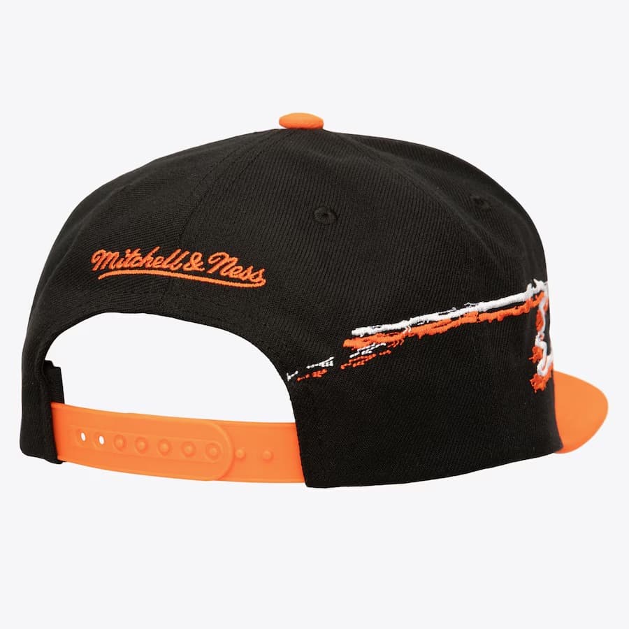 Mitchell-Ness-Black-San-Francisco-Giants-Life-Line-Snapback-Hat-1