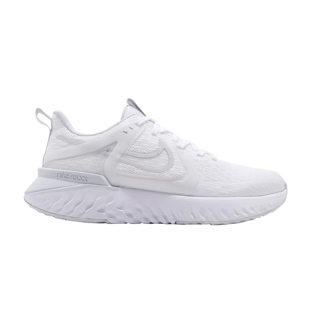 Krossovki-Nike-Wmns-Legend-React-2-White