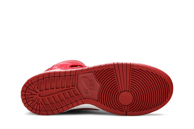 sb-dunk-high-prm-red-velvet-313171-661_03