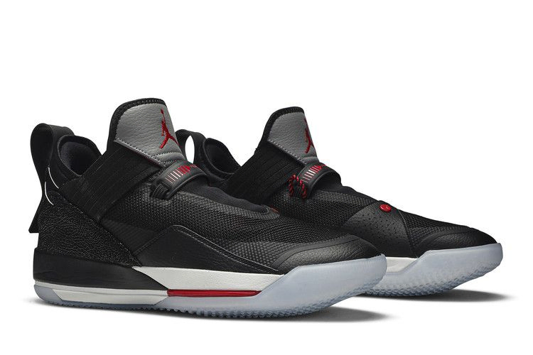 air-jordan-33-se-black-cement-cd9560-006_07