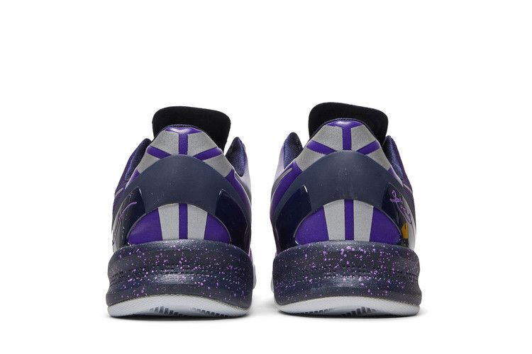 kobe-8-system-playoff-555035-500_05