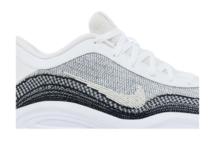 Кроссовки Nike GT Hustle Academy EP 'White Black Light Bone'