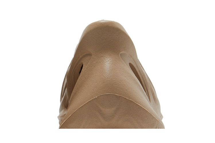 yeezy-foam-runner-infants-mist-gw1971_06