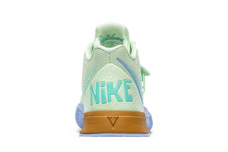 spongebob-squarepants-x-kyrie-5-ep-squidward-cj6950-300_06