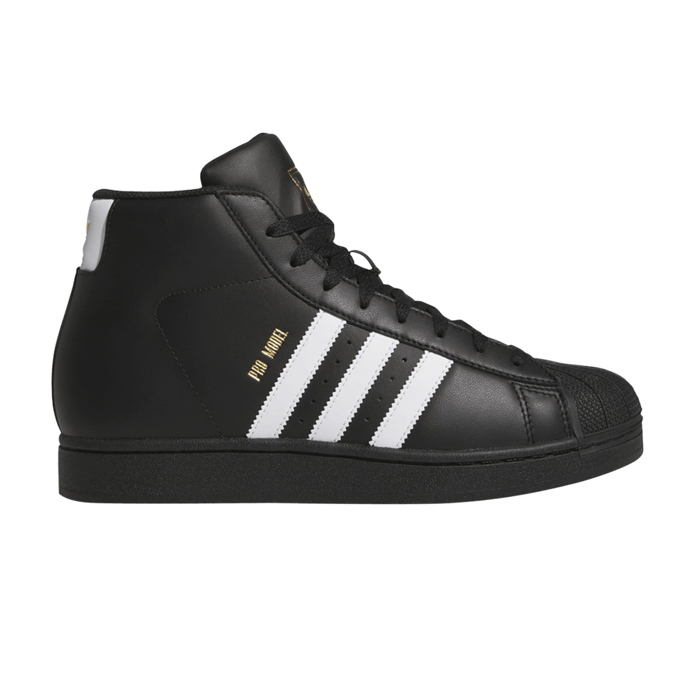 pro-model-black-white-2025-hq2516