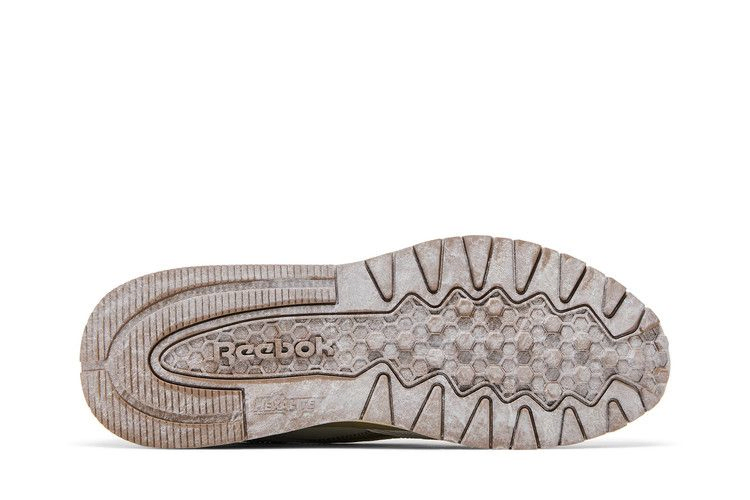 Кроссовки NASA x Reebok Classic Leather Hexalite 'Artifact Transfer Program'