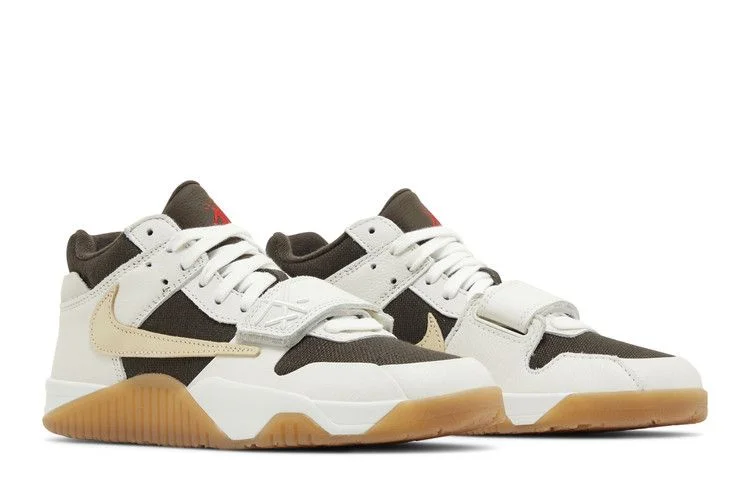 Krossovki-Travis-Scott-x-Air-Jordan-Jordan-Jumpman-Jack-TR-Sail-7