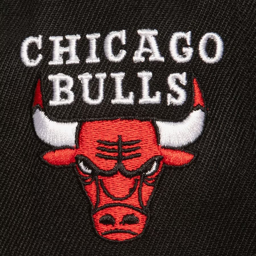 Mitchell-Ness-Black-Chicago-Bulls-Triple-Play-Snapback-Hat-2