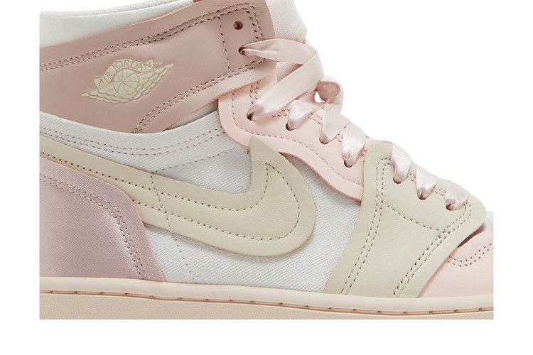 Кроссовки Wmns Air Jordan 1 High Method of Make 'Pink Oxford'