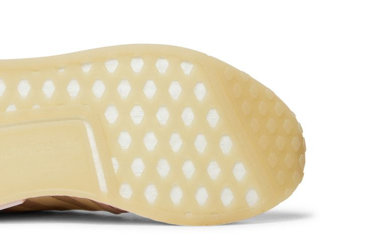 Кроссовки Keni Harrison x adidas Wmns NMD_R1 'Cream White'