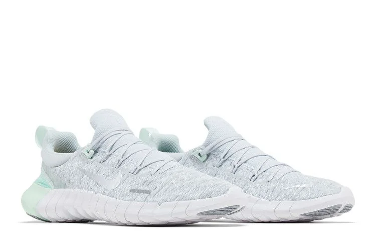 Krossovki-Nike-Wmns-Free-RN-5.0-Pure-Platinum-Mint-Foam-7