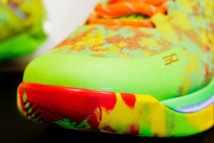 Кроссовки Under Armour Curry 1 'Candy Reign'