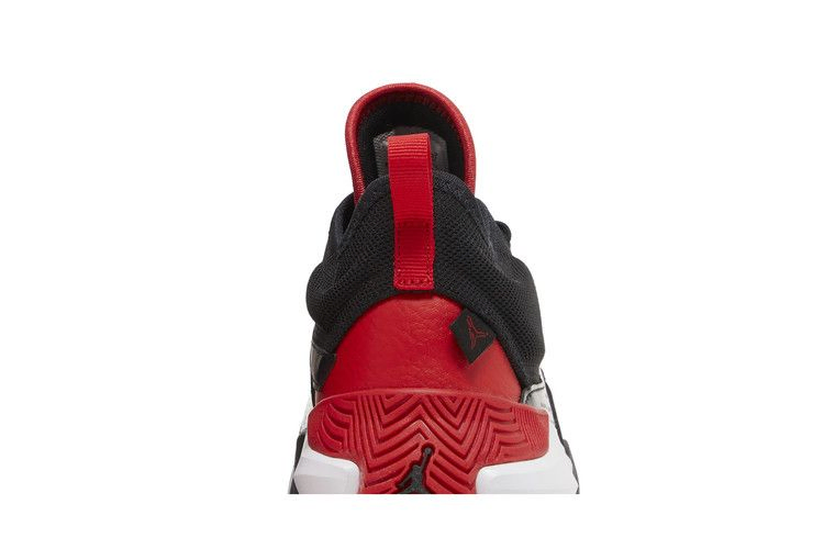 Кроссовки Air Jordan Stay Loyal 2 GS 'Bred'