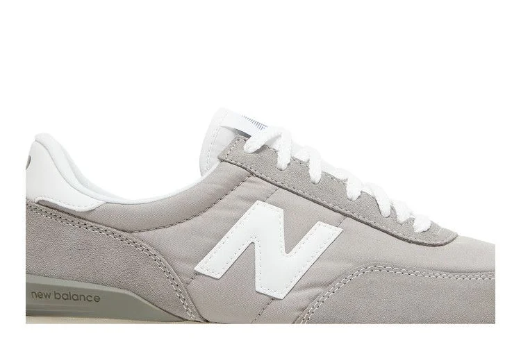 Krossovki-New-Balance-720-Marblehead-1