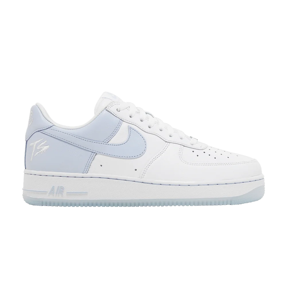 Krossovki-Terror-Squad-x-Nike-Air-Force-1-Low-QS-Loyalty