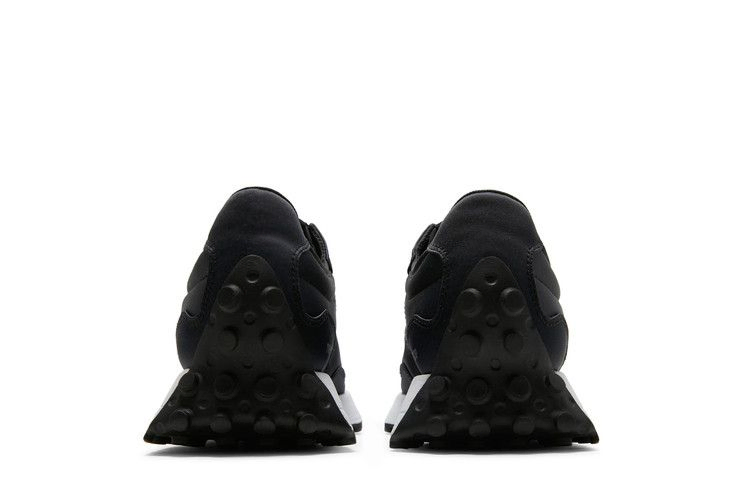 Кроссовки New Balance Wmns 327 'Black Gunmetal'