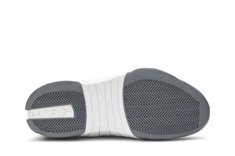 Krossovki-Air-Jordan-15-OG-Flint-Grey-3