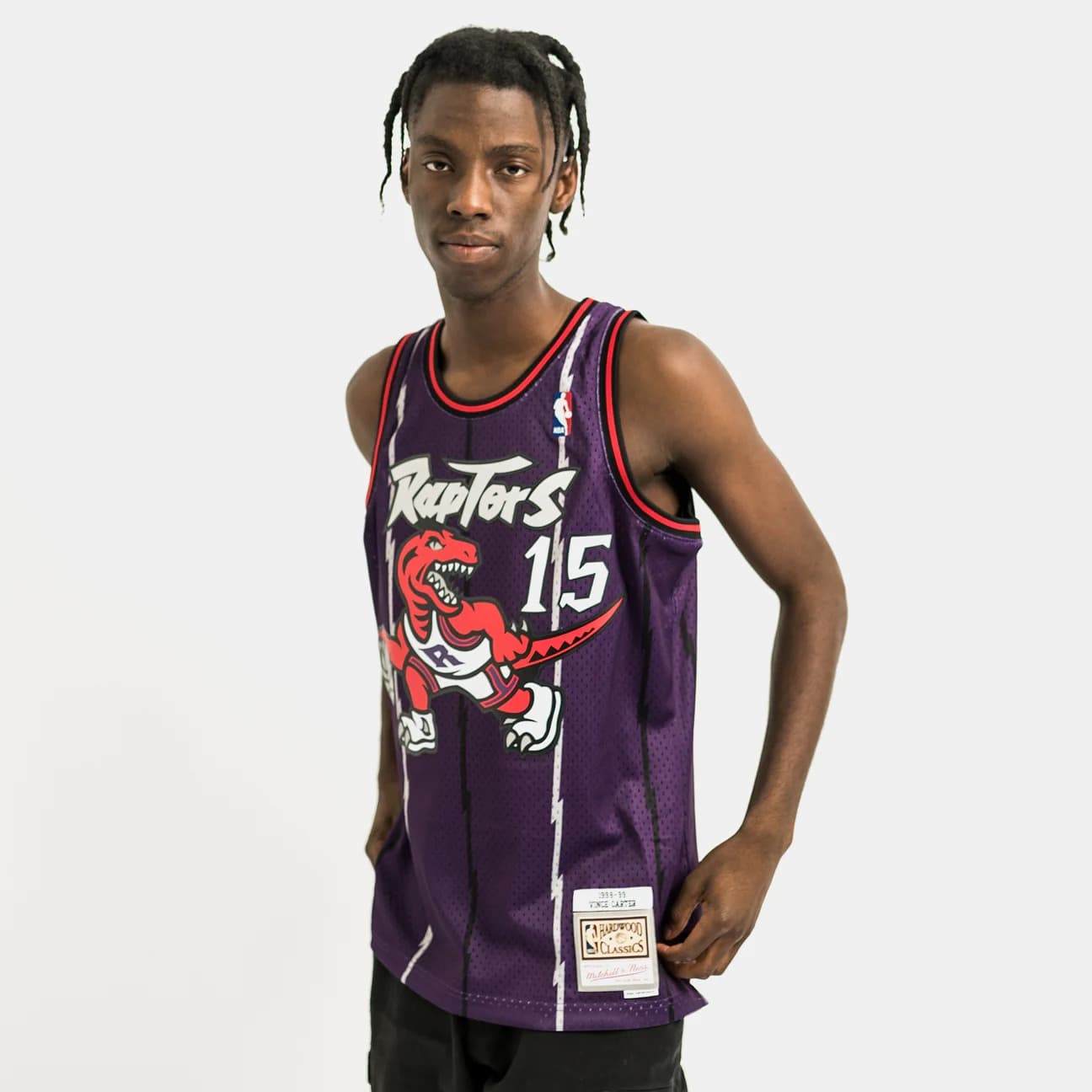 1998-99-Toronto-Raptors-Vince-Carter-15-Swingman-Hardwood-Classics-Purple-Jersey-5