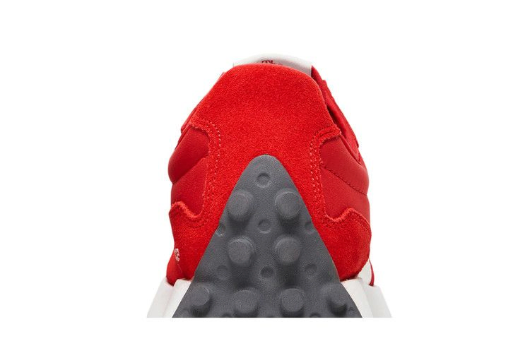 Кроссовки New Balance 327 'Team Red'