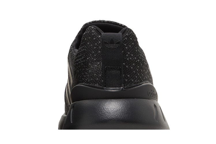 Кроссовки Adidas Swift Run 22 'Black Grey'
