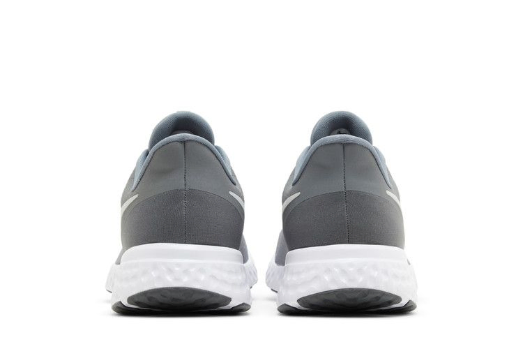 Кроссовки Nike Revolution 5 'Cool Grey'