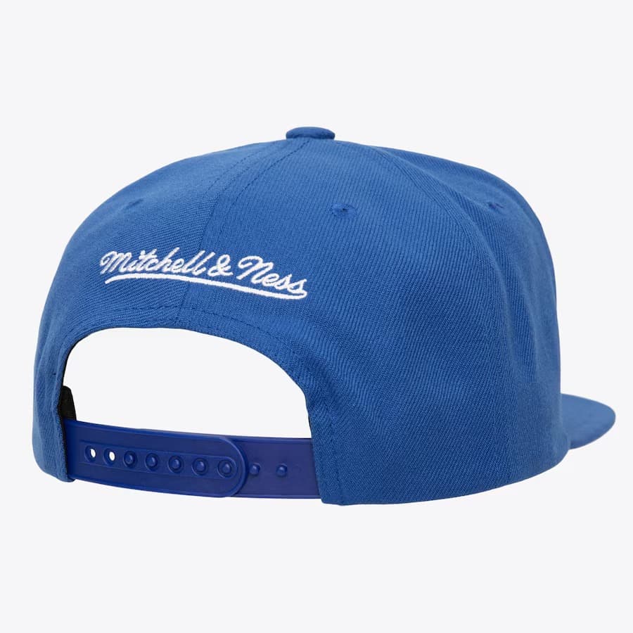 Бейсболка Mitchell & Ness Blue Toronto Maple Leafs Day 4 Snapback Hat