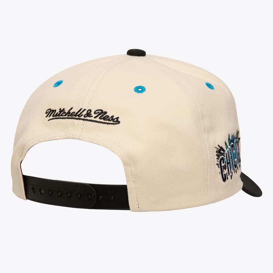 Mitchell-Ness-Cream-Chicago-Cubs-Overspray-Pro-Crown-Snapback-Hat-1