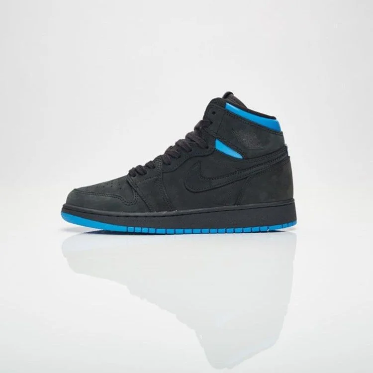 Krossovki-Air-Jordan-1-Retro-High-OG-BG-Quai-54-1