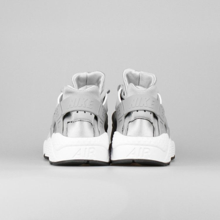 Кроссовки Nike Wmns Air Huarache Run 'Wolf Grey'