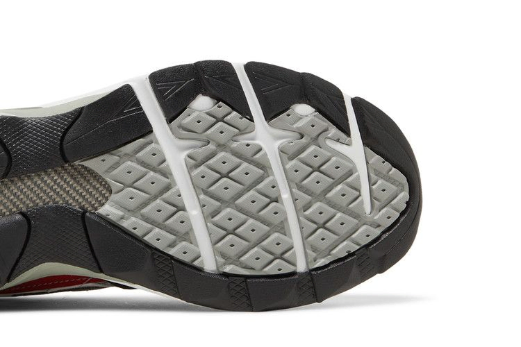 Кроссовки New Balance 920 Made in England '40th Anniversary'