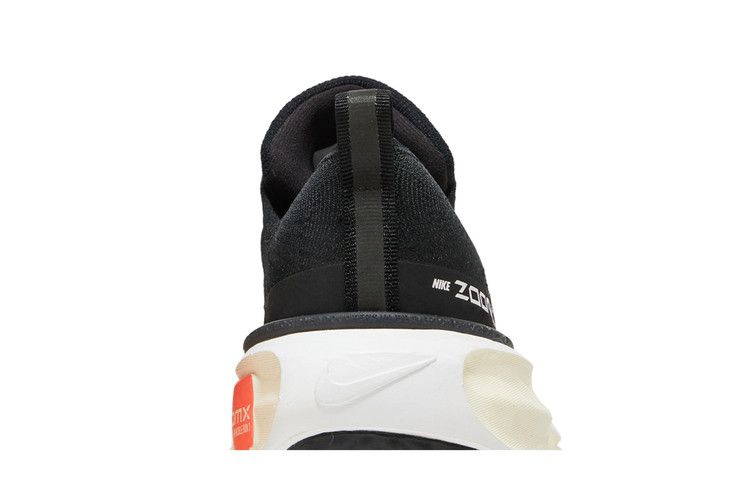 Кроссовки Nike Wmns ZoomX Invincible 3 'Black White'