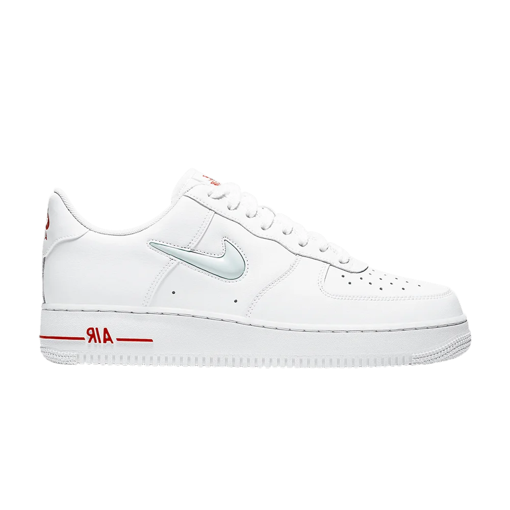 Krossovki-Nike-Air-Force-1-Low-Jewel-White