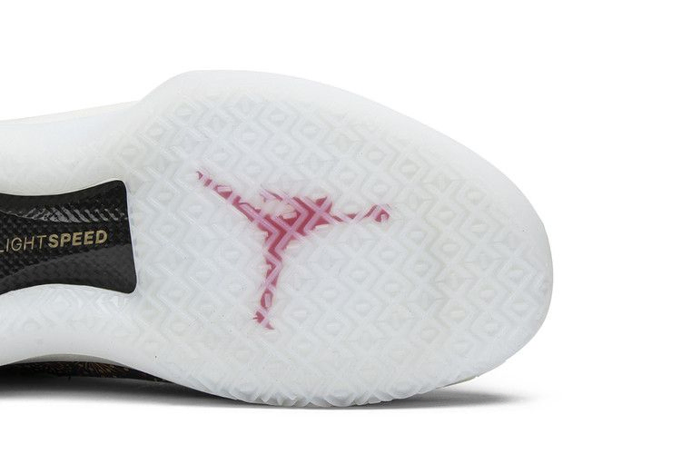 air-jordan-32-pf-cny-aj6333-042_04