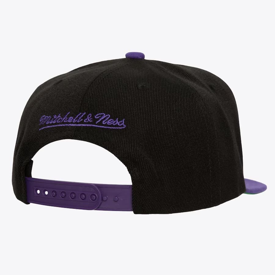 Бейсболка Mitchell & Ness Black Toronto Raptors Hardwood Classics Rise Up Snapback Hat
