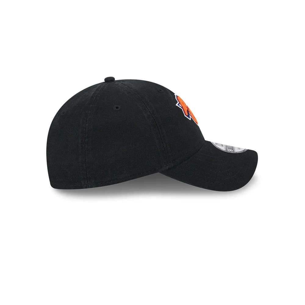 New-Era-New-York-Knicks-9TWENTY-Alternate-2024-City-Edition-NBA-Strapback-Hat-6