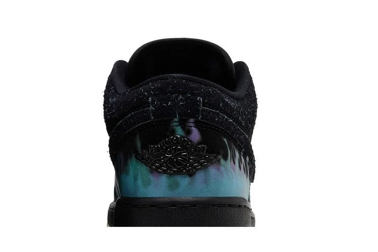 Кроссовки Air Jordan 1 Low GS 'Fortune Fly'