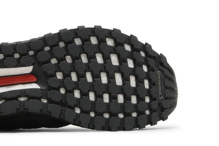 ultraboost-1-0-atr-black-carbon-id1747_04