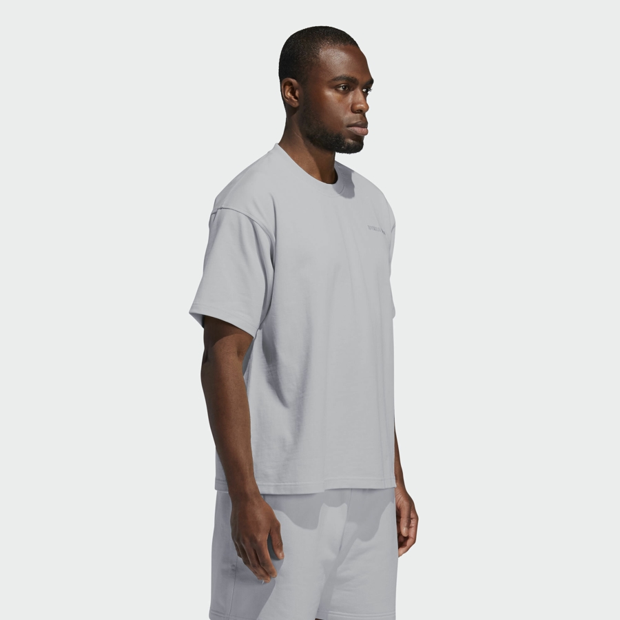 Футболка adidas Pharrell Williams Basics Tee Light Grey Heather