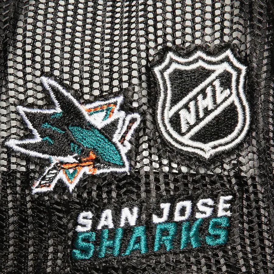 Бейсболка Mitchell & Ness Black San Jose Sharks Times Up Trucker Adjustable Hat
