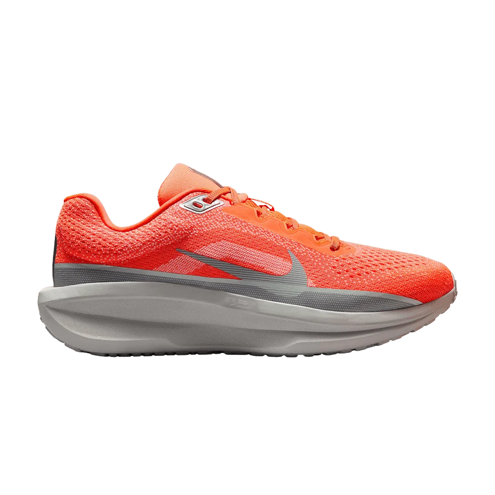Krossovki-Nike-Wmns-Zoom-Winflo-11-Hyper-Crimson