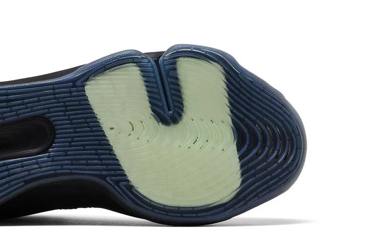Кроссовки Victor Wembanyama x Nike Air Zoom GT Hustle 3 'Black Label Pack'