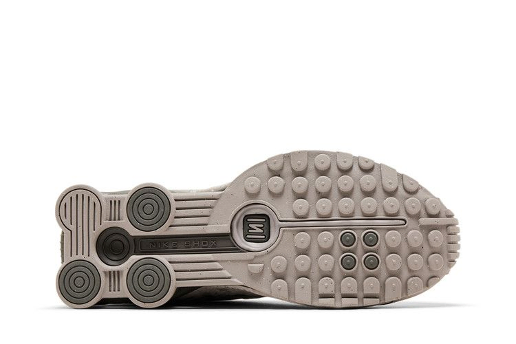 Кроссовки Nike Wmns Shox R4 'Flat Pewter Floral'
